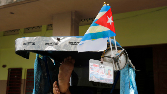Fico inicia visita oficial a Cuba