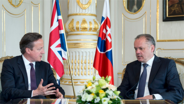 Holland a Cameron v Bratislave
