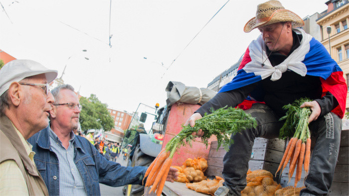 Discontent farmers launch association to defend their interests 