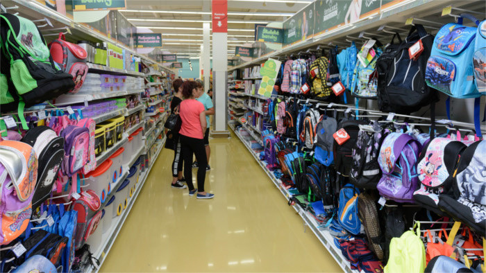 Nuevo impuesto a las redes comerciales para apoyar a productores locales