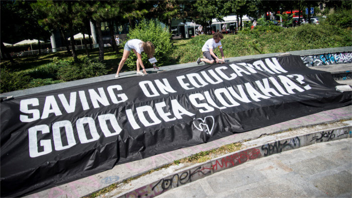 Teachers protesting again