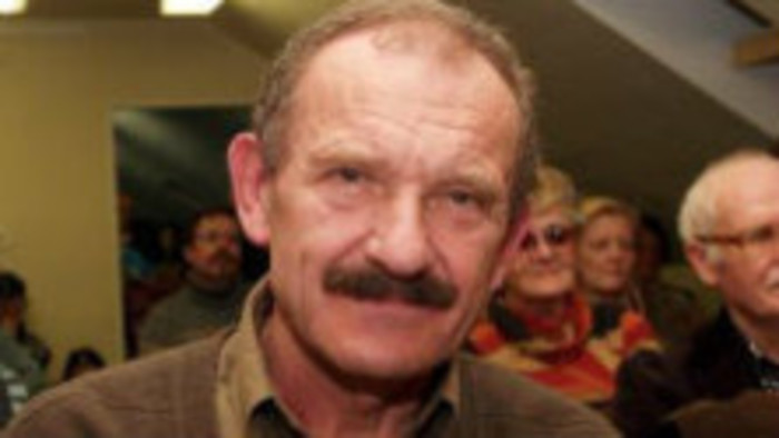Vychádza básnická zbierka Dušana Dušeka