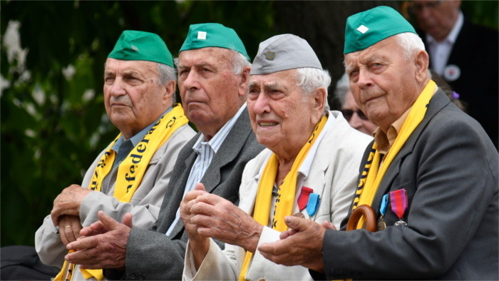 Political prisoners met in front of their jailhouse 