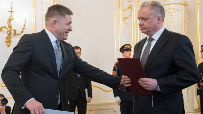 Премьер Р. Фицо подал в отставку
