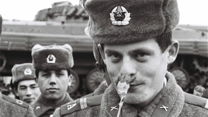 Départ des derniers soldats soviétiques...