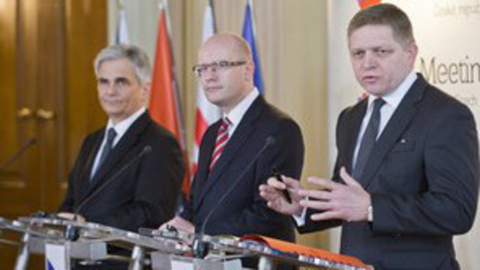 Czech, Slovak and Austrian PMs stress need for Ukraine peace talks