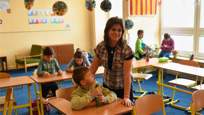 Slovak teachers are underpaid, say analysts