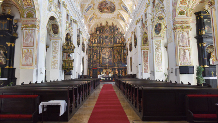 Bischöfe gegen Verbot von Gottesdiensten