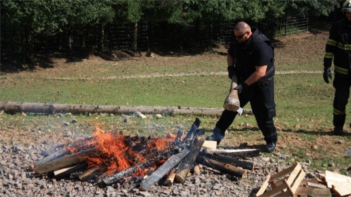 Bojnice Zoo burns rhinoceros horns in protest