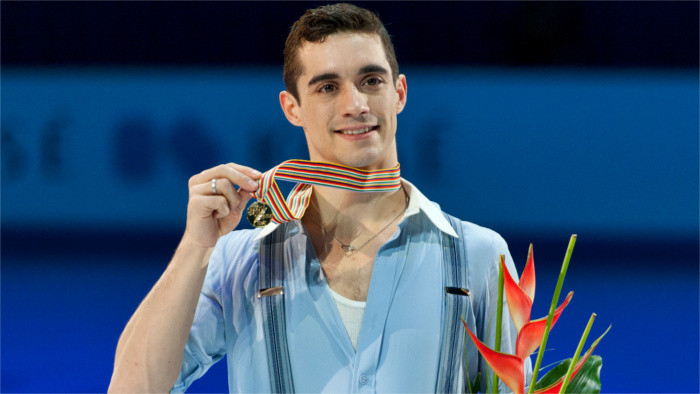 El patinador español Javier Fernández se convierte en campeón de Europa en Bratislava