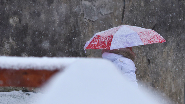 V Oravskej Lesnej napadlo osem centimetrov snehu  