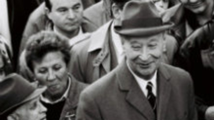 Nová publikácia o Alexandrovi Dubčekovi