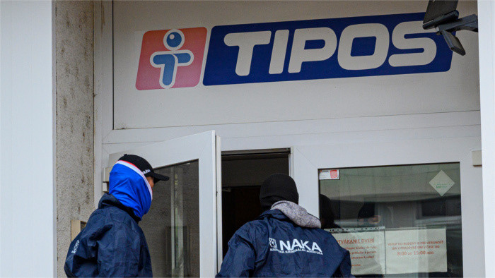 Zásah polície v TIPOSE