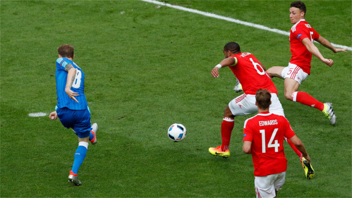 Slovakia loses to Wales in its first match at Euro 2016