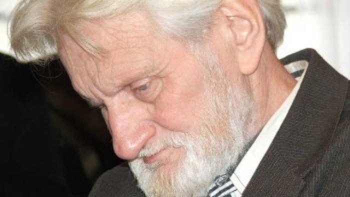 Zomrel Ivan Kadlečík