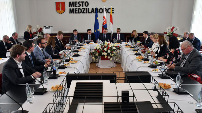 Vláda rokovala v Medzilaborciach
