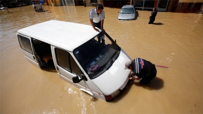 Bosna a Hercegovina mesiac po katastrofálnych záplavách