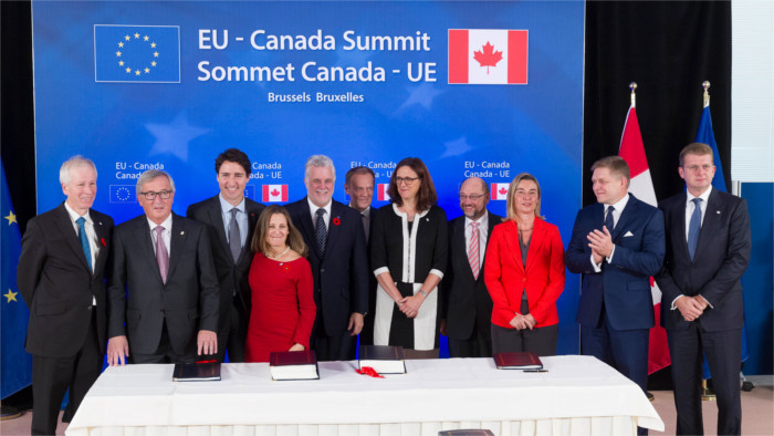 Slovak representatives praise signing of CETA