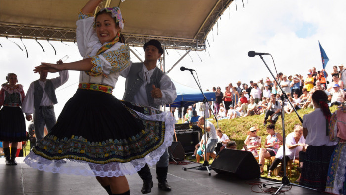 Slovaks and Czechs celebrate brotherhood atop Veľká Javorina