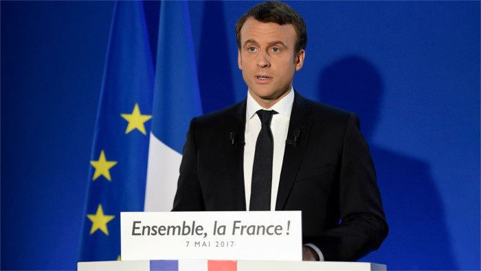 French president to discuss with Slovak public