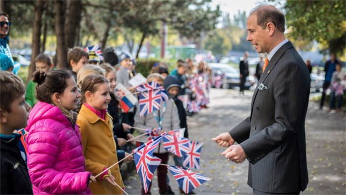 Prince Edward hands out awards in Bratislava