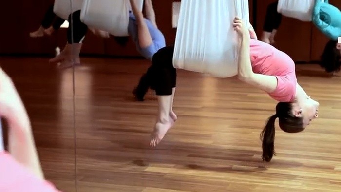 Ayfly - antigravity yoga