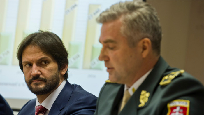 I won’t stand down for failing professionally, says police chief