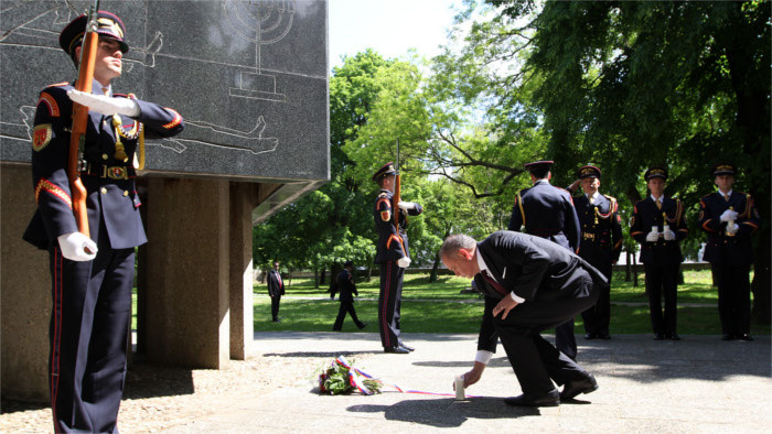 Conmemoramos el 71 aniversario del fin de la Segunda Guerra Mundial