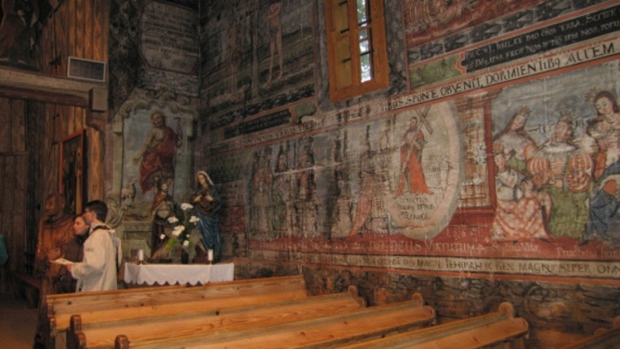 Peculiar wooden churches in eastern Slovakia to be renewed 