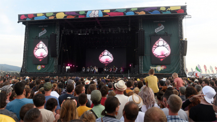 Music festival ends with hundreds of slashed tires 