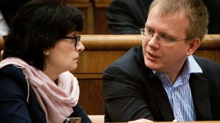 Former Justice Minister joins Most-Hid Party