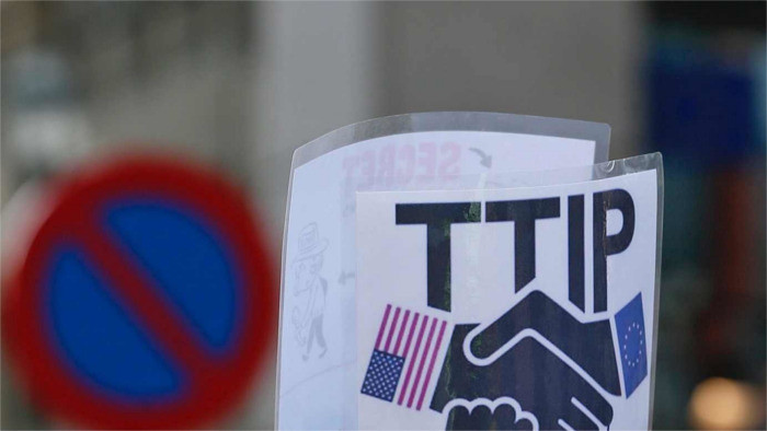 Refus des accord commerciaux avec les Etats-Unis et le Canada