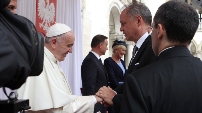 Kiska se encuentra con el papa Francisco