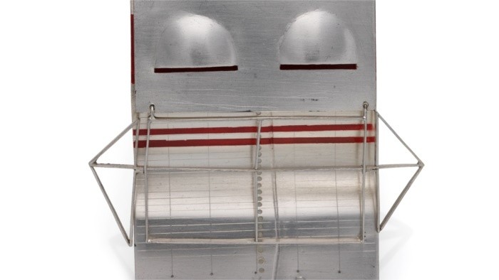 SNG commented walk in English