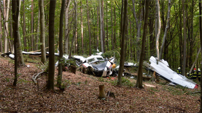 Condolences to victims of aircraft crash 