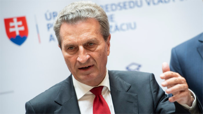 EU Commissioner: farmers and researchers need clear information 