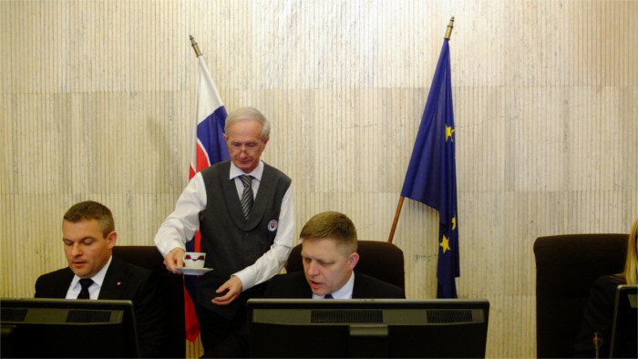 Boj s nezamestnanosťou a korupciou  