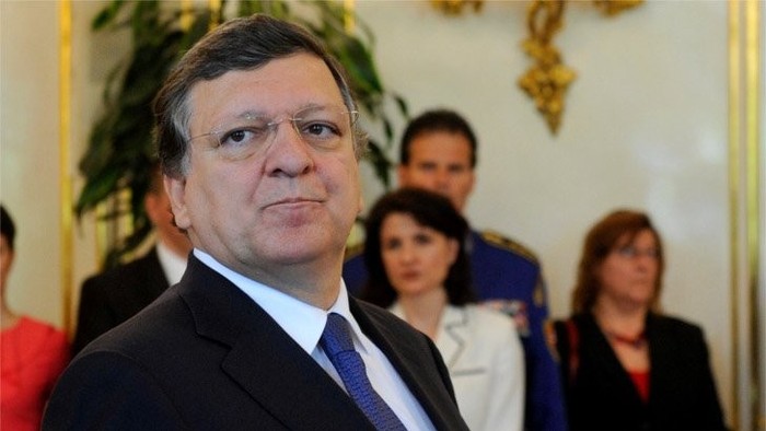 M. Barroso décoré par la Slovaquie