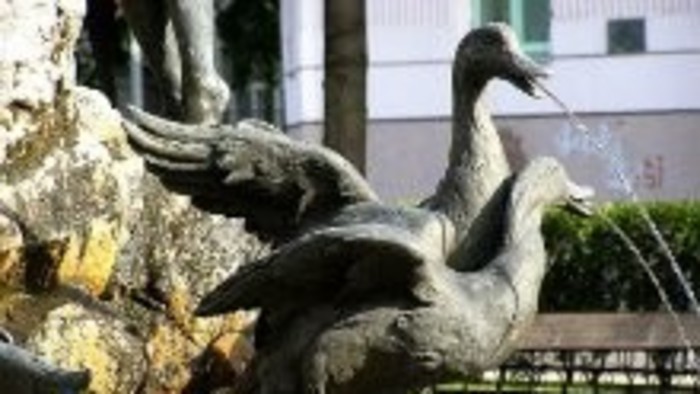 Kačacia fontána Roberta Kühmayera