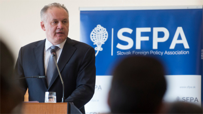 President calls for consistency in foreign policy