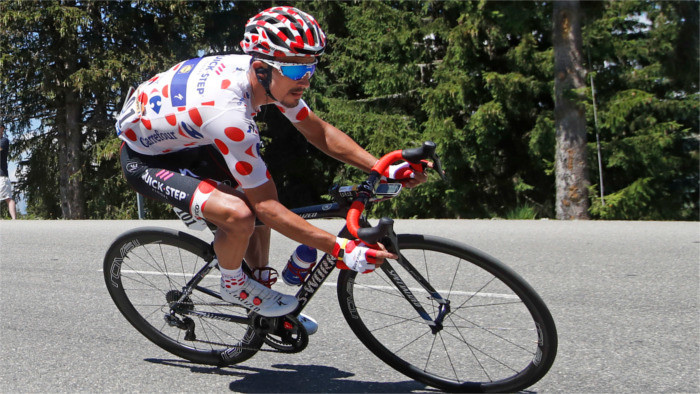 Top cyclists take part in Around Slovakia race