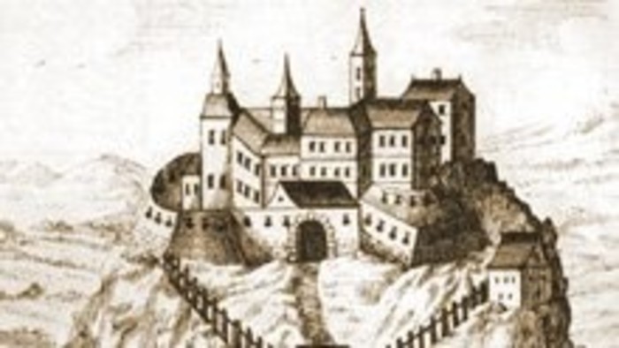 Zachraňujú Lietavský hrad