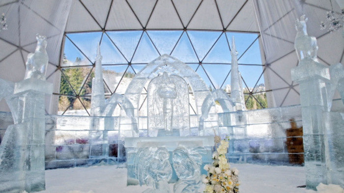 La Casa de Hielo, atracción navideňa por segundo aňo en los Altos Tatras