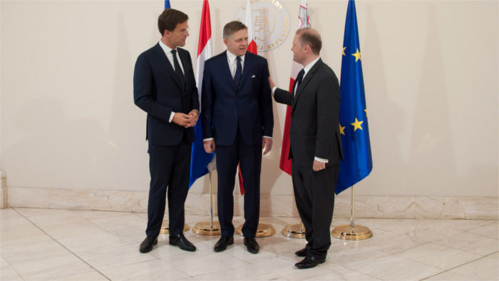 Переговоры премьер-министров Словакии, Голландии и Мальты
