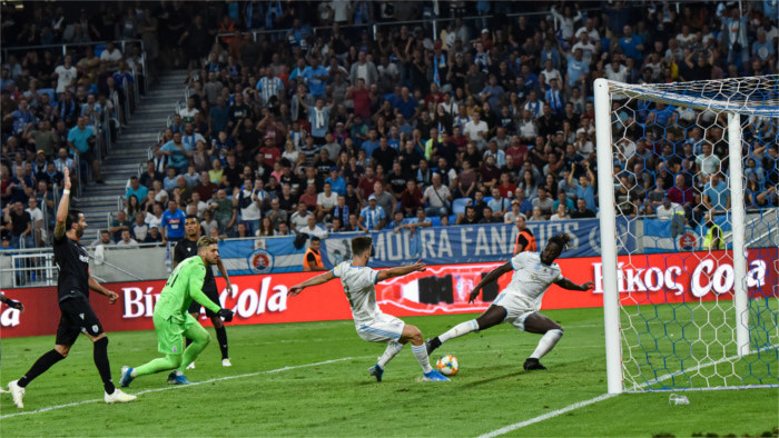 Champions-League-Qualifikation: Slovan scheitert an Covid-19    