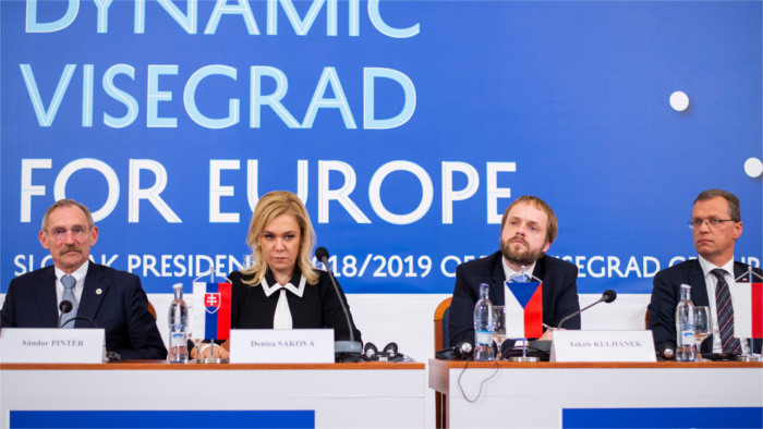 Переговоры глав МВД В-4 и Австрии