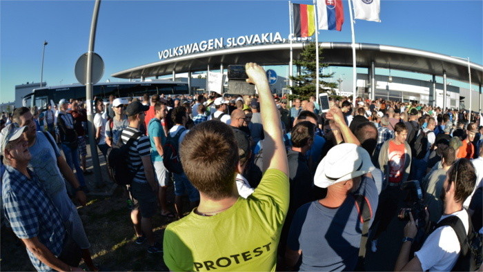 Началась забастовка в «Volkswagen Slovakia»