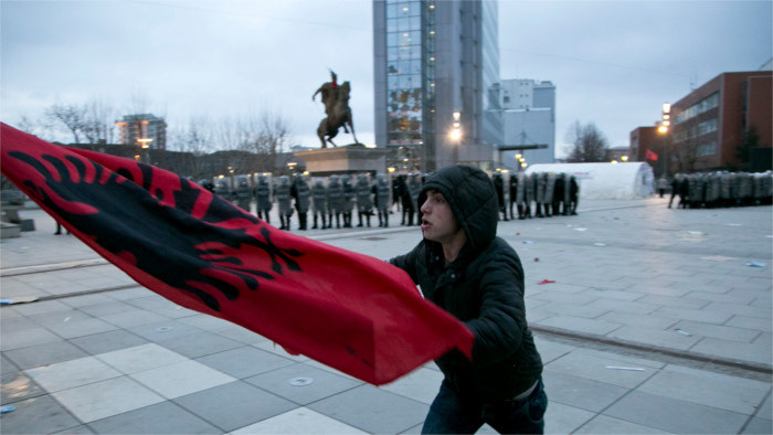 European Parliament calls on Slovakia to recognise Kosovo