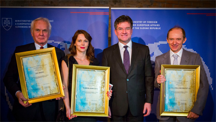 Premiados tres eslovacos por la divulgación del buen nombre de Eslovaquia en el extranjero