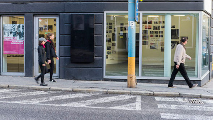 Coincidences of East European art scenes in 1970’s 